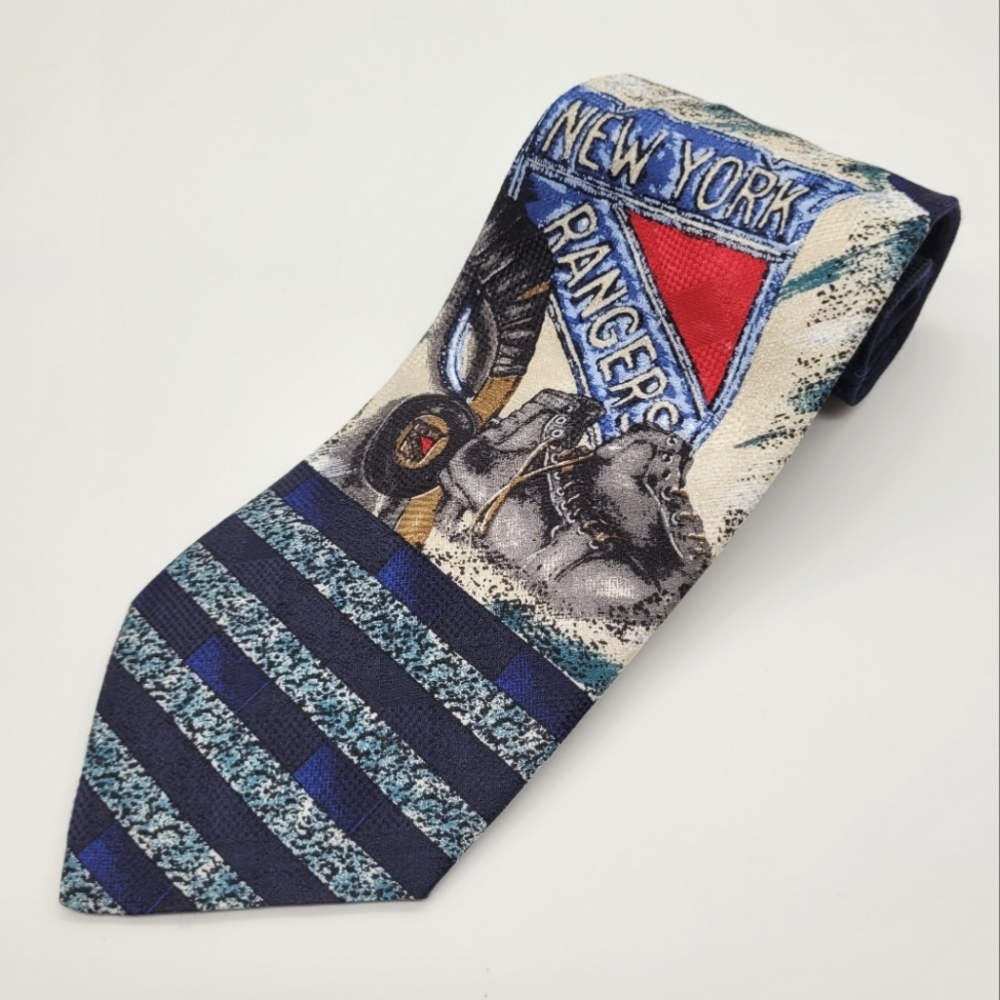 NHL | New York Rangers hockey 100% silk graphic tie